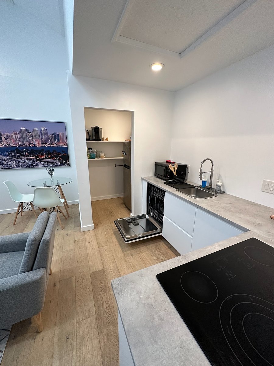 Furnished Finder property 637962_1 photo 10