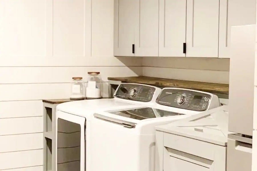 Garage and Laundry Room with A/C and Heat mini-split: Washer/Dryer and small gym. This room is located right next to the primary room.
