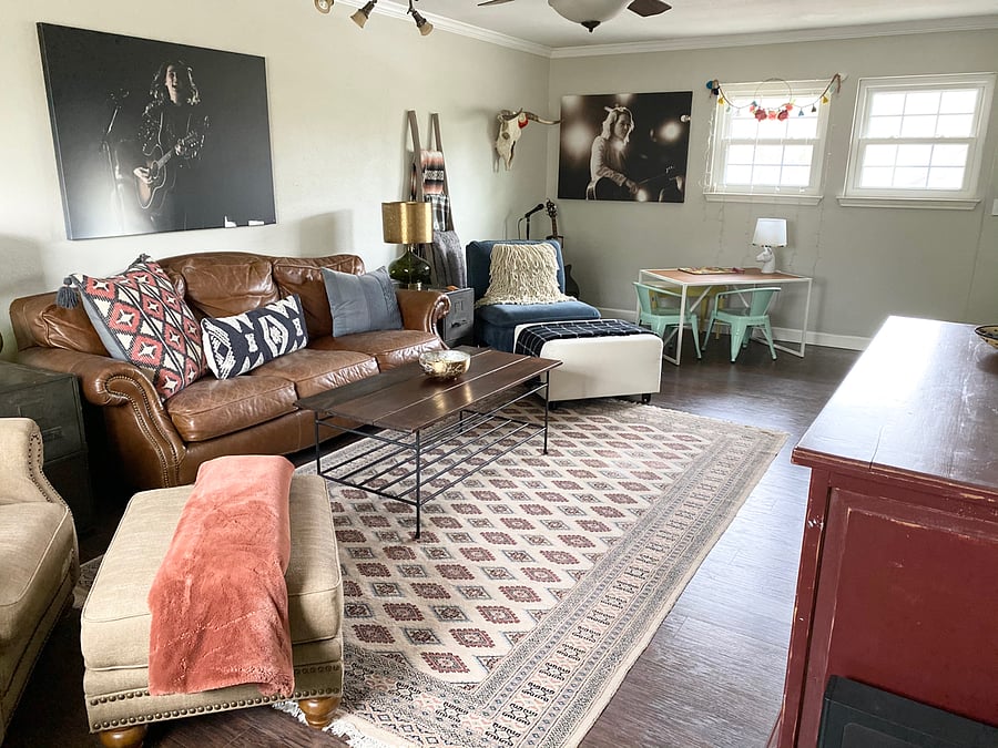 Upstairs: Second living room. Can be used as a tv room, play room or game room.