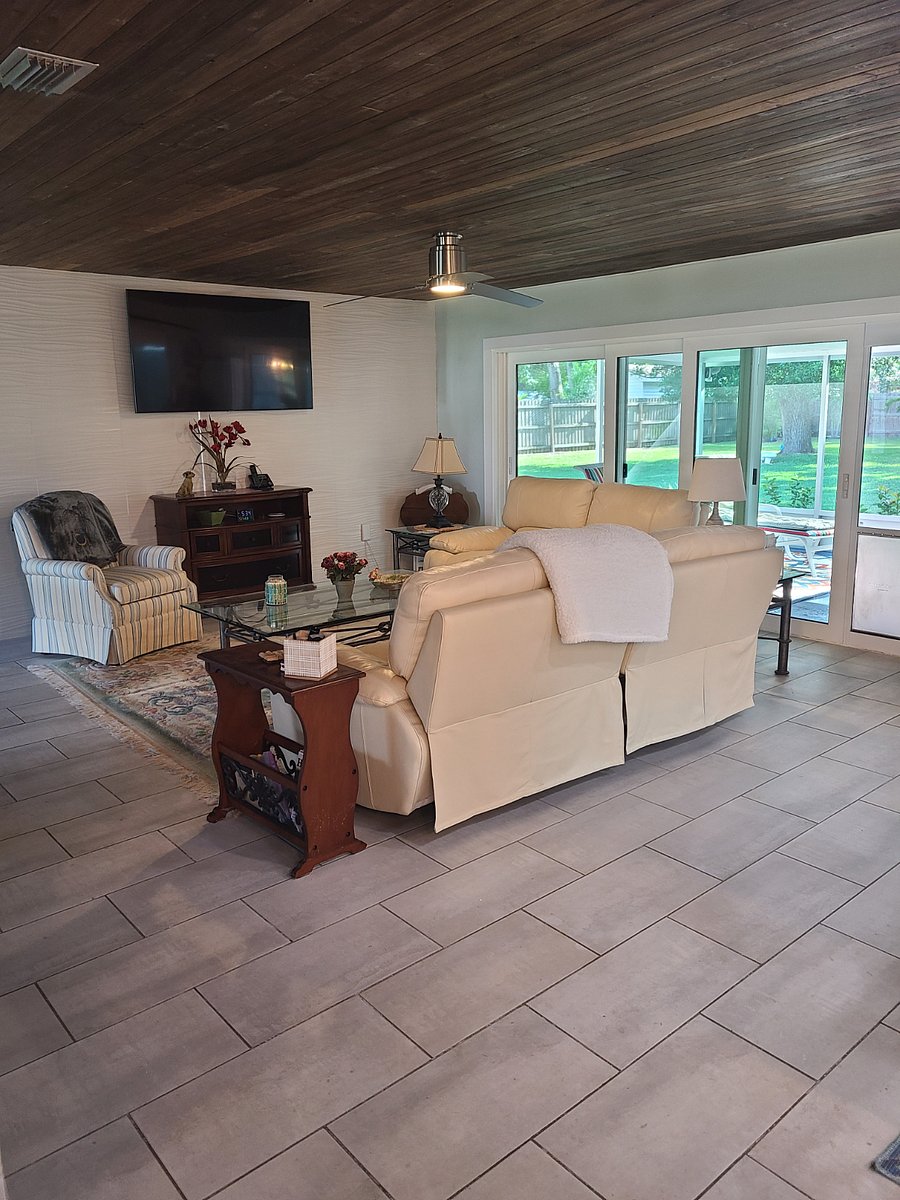 Furnished Finder property 637996_1 photo 18