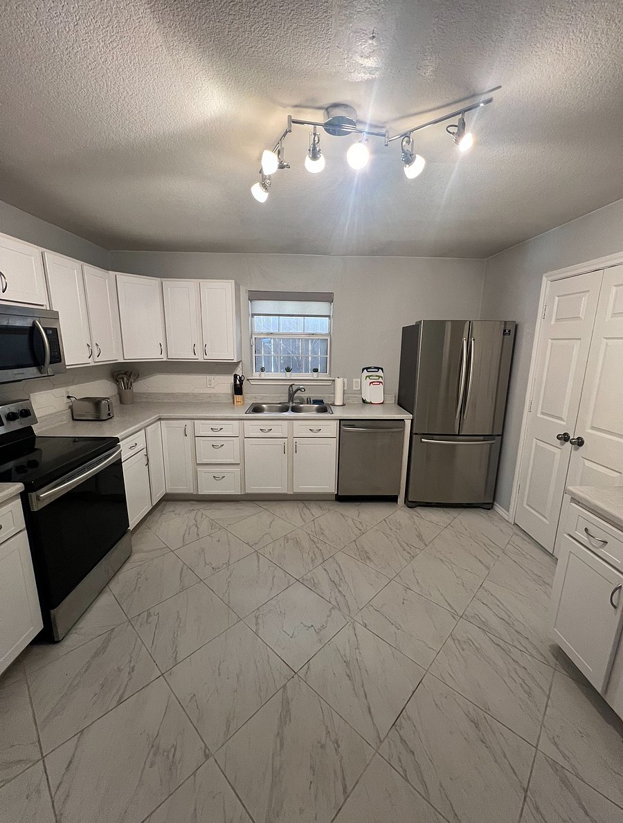 Furnished Finder property 638018_1 photo 10