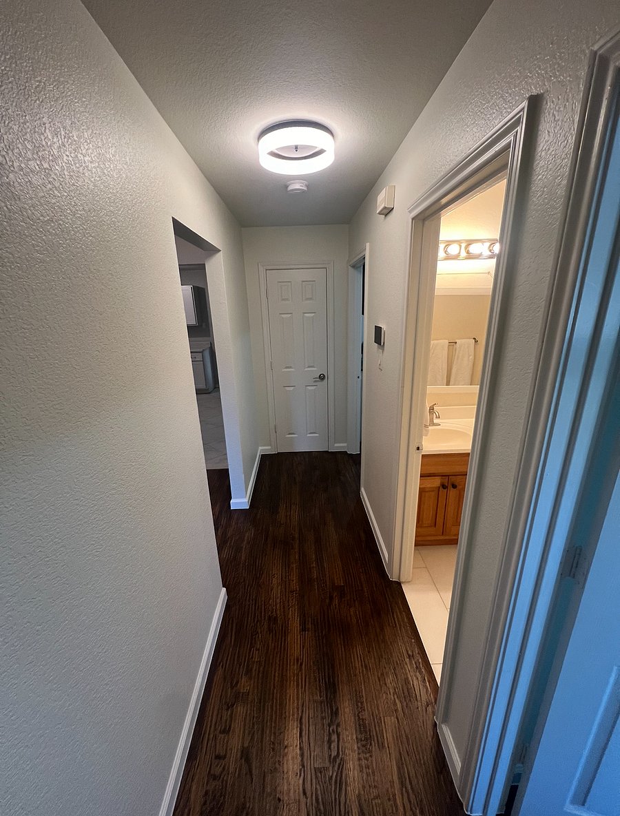 Furnished Finder property 638018_1 photo 17