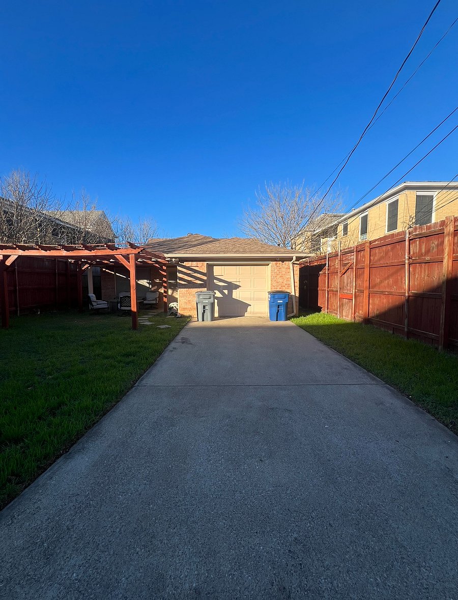 Furnished Finder property 638018_1 photo 21