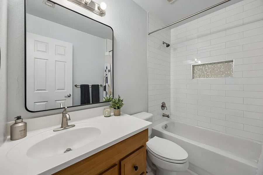 Furnished Finder property 638018_1 photo 13
