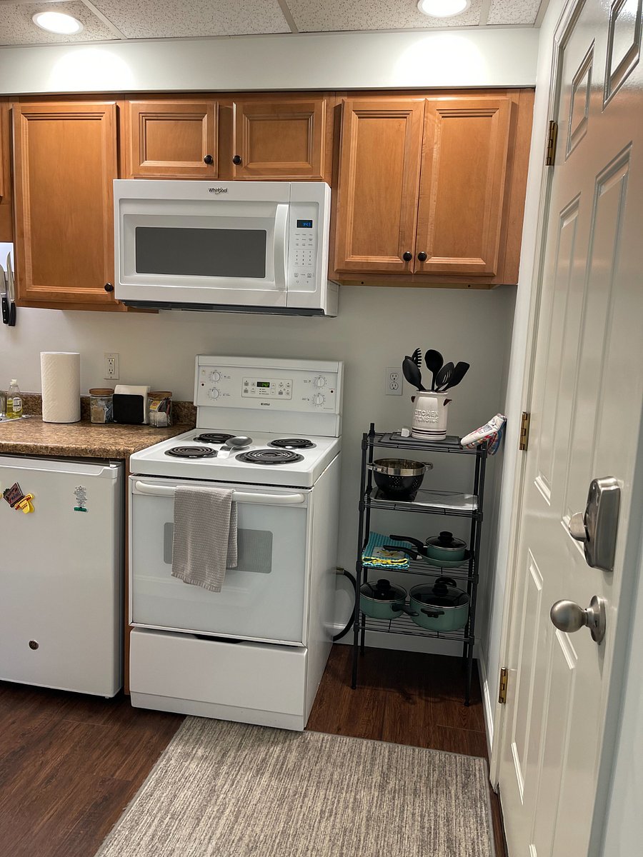 Furnished Finder property 638074_1 photo 32