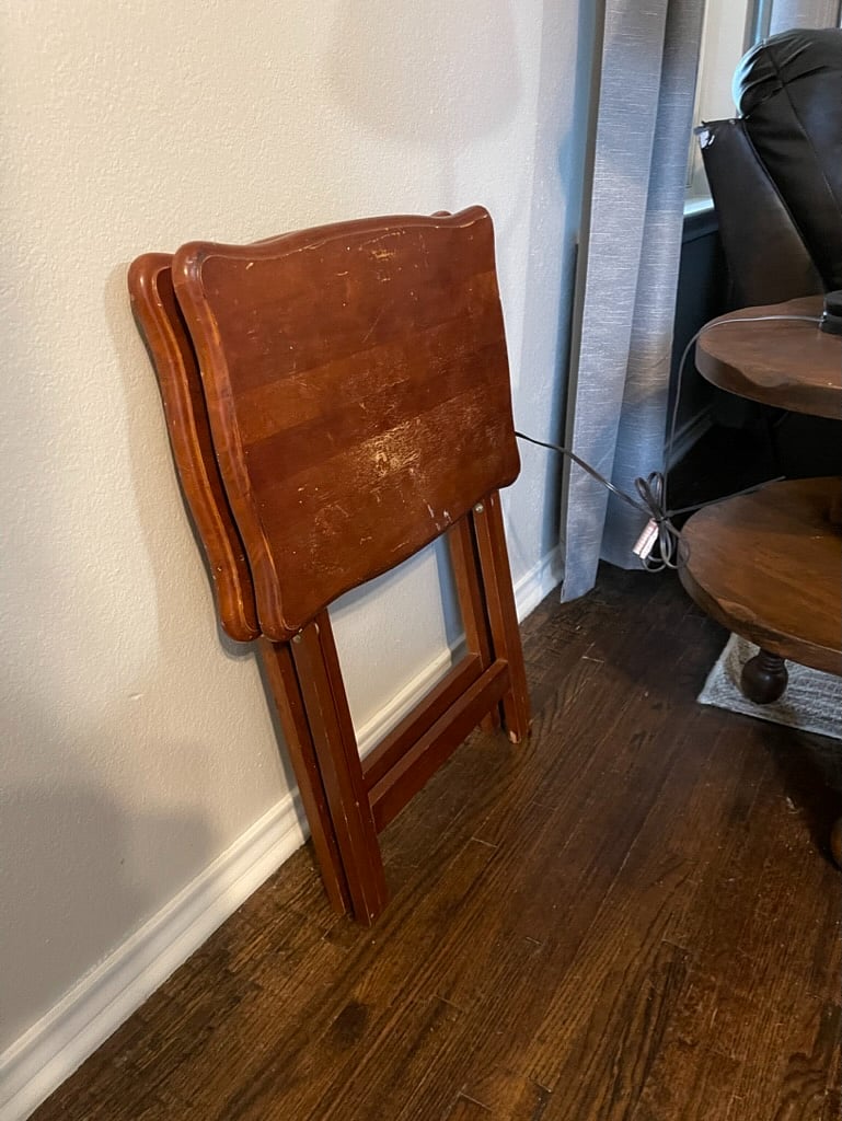 There are 3 T.V. trays