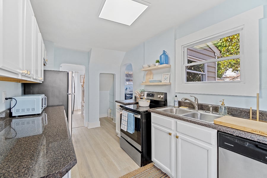Furnished Finder property 638092_1 photo 12