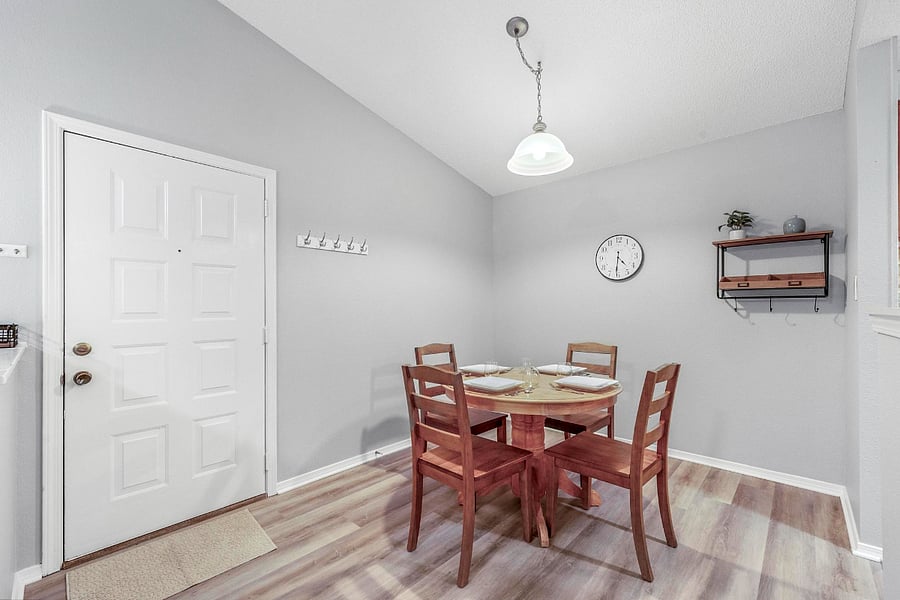 Furnished Finder property 638119_1 photo 6