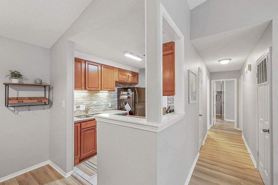 Furnished Finder property 638119_1 photo 8