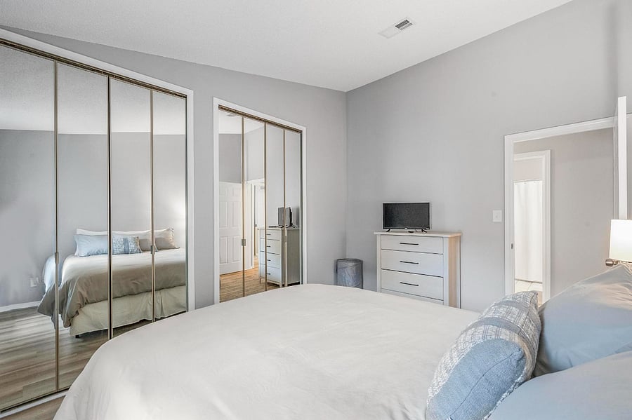 Furnished Finder property 638119_1 photo 17
