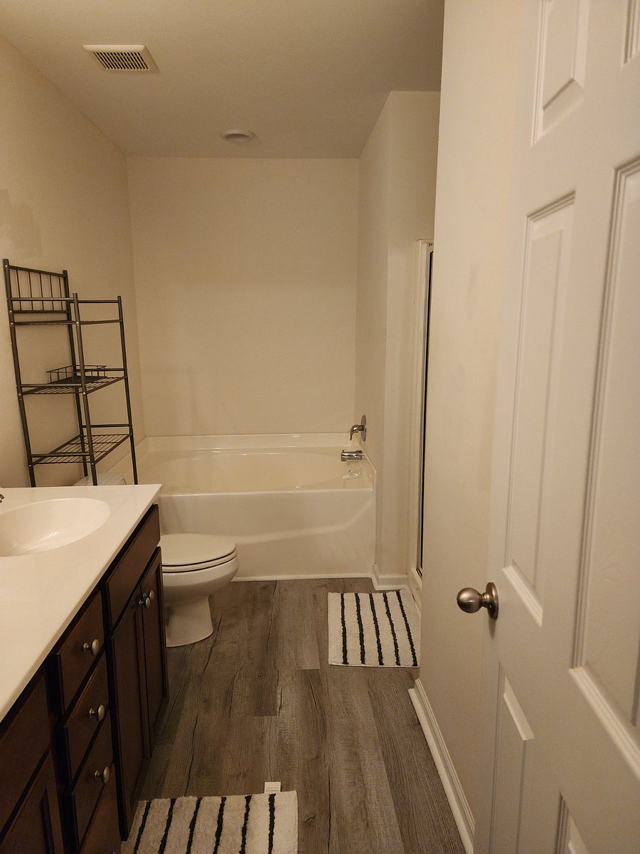 Furnished Finder property 638152_1 photo 13