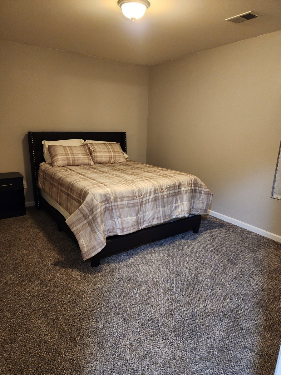 Furnished Finder property 638152_1 photo 17