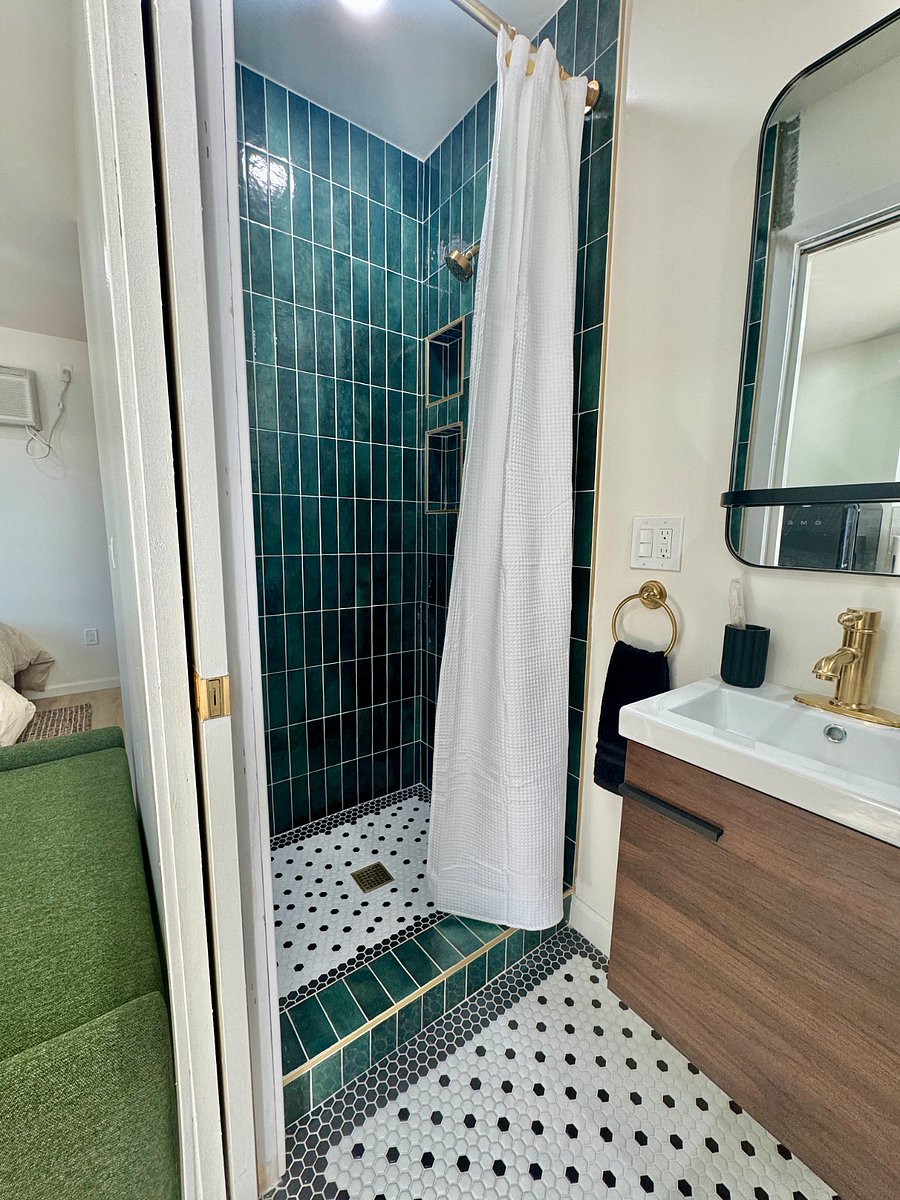 Furnished Finder property 638188_1 photo 3