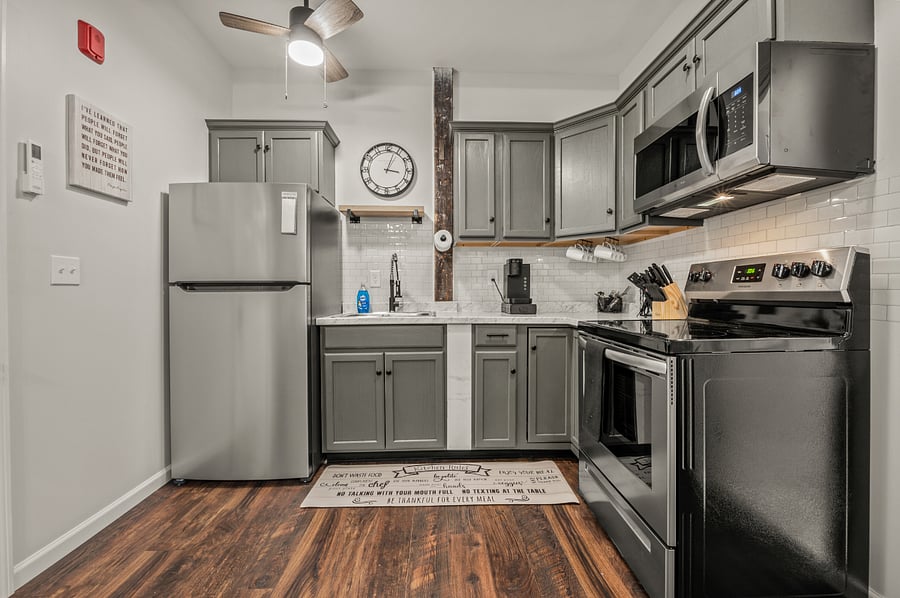 Furnished Finder property 638219_7 photo 9
