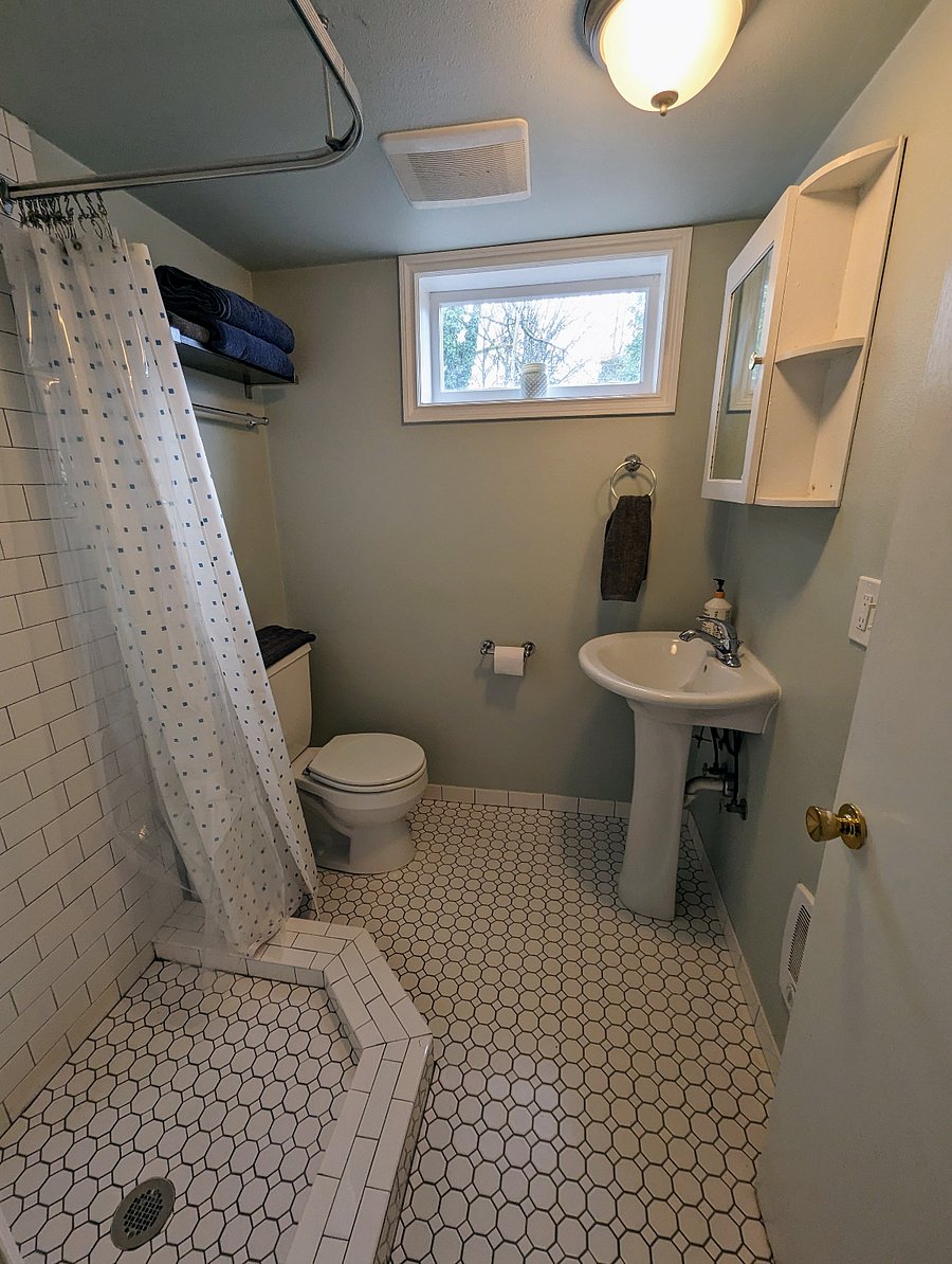 Furnished Finder property 638243_1 photo 12
