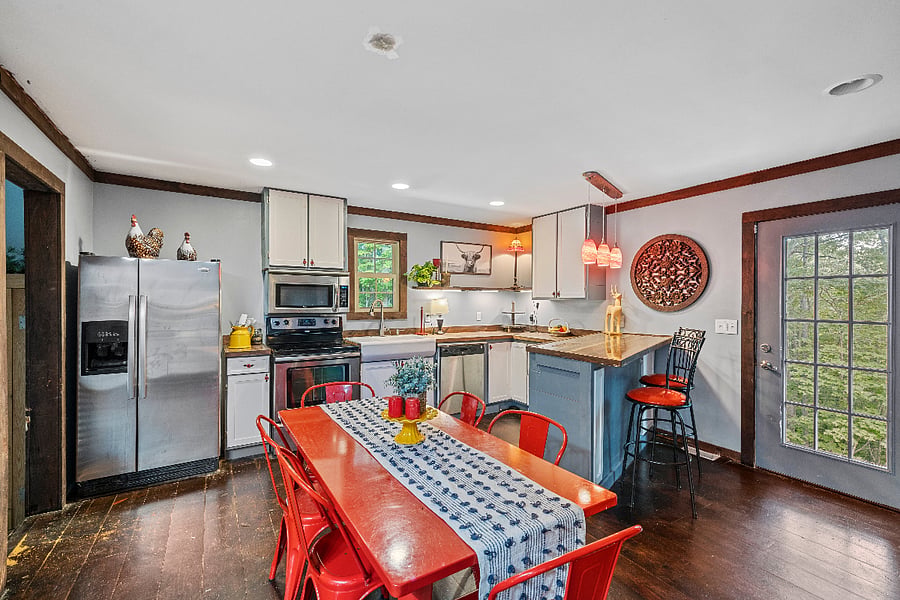 Furnished Finder property 638263_1 photo 6