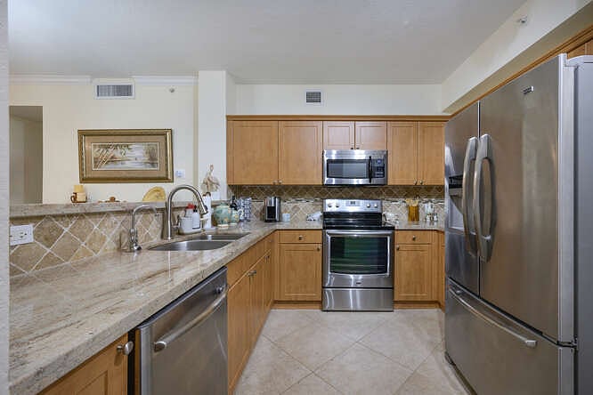 Furnished Finder property 638283_1 photo 16