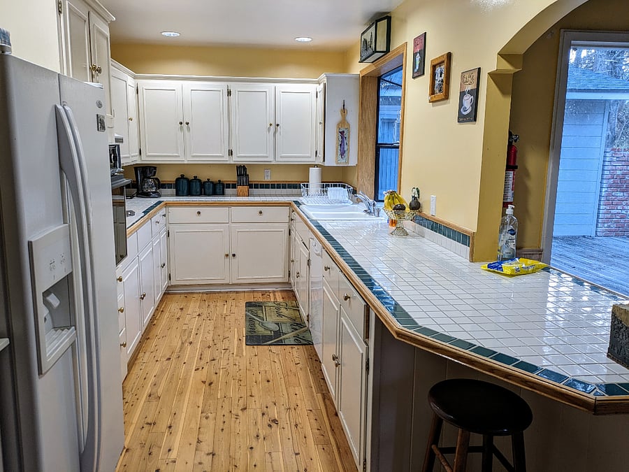 Fully stocked kitchen