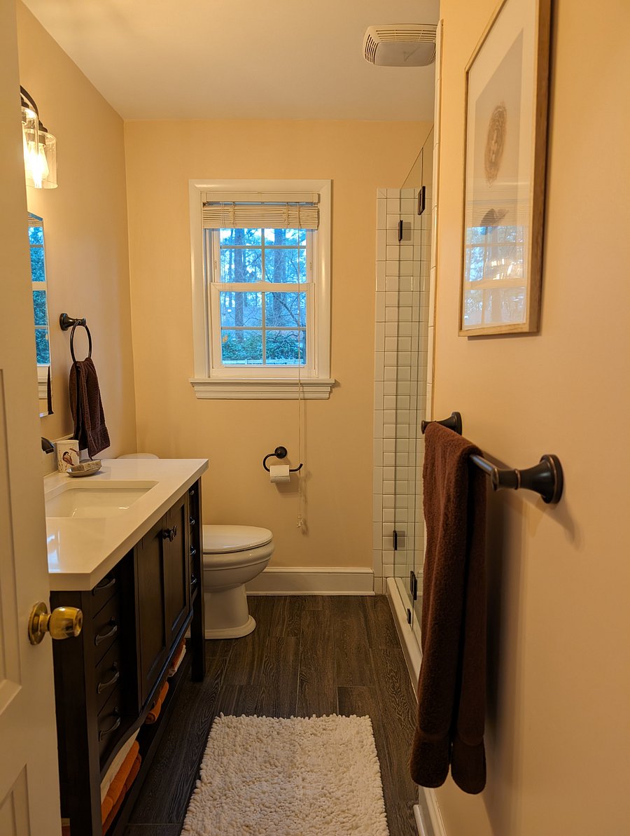Main Bathroom