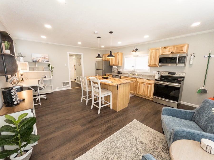 Furnished Finder property 638472_3 photo 5