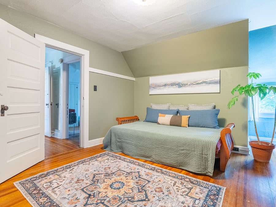 Furnished Finder property 638519_1 photo 31