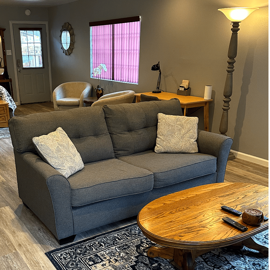 Furnished Finder property 638563_1 photo 8