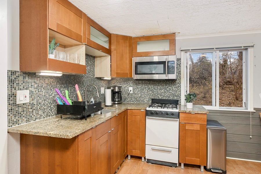 Furnished Finder property 638605_1 photo 9