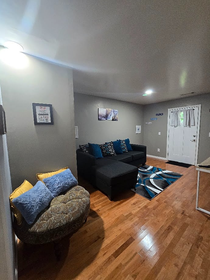 Furnished Finder property 638624_1 photo 4