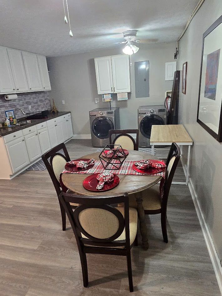 Furnished Finder property 638624_1 photo 22