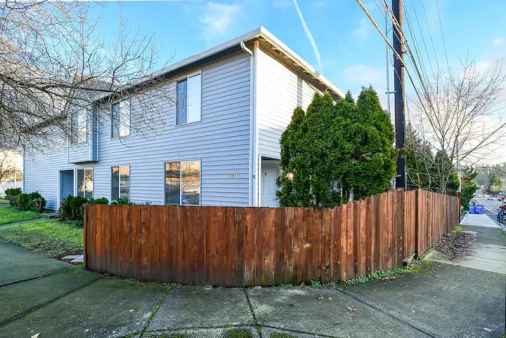Furnished Finder property 638633_1 photo 25