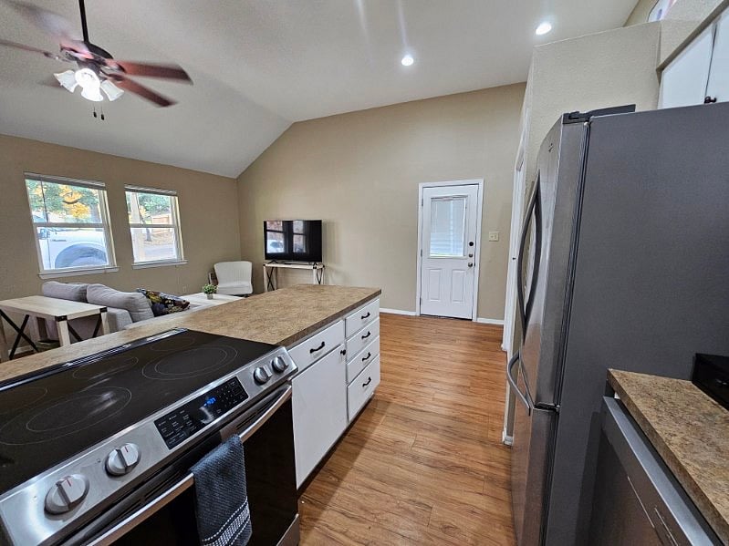 Furnished Finder property 638647_1 photo 6