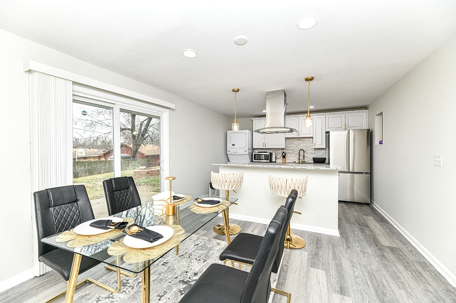 Furnished Finder property 638681_1 photo 3