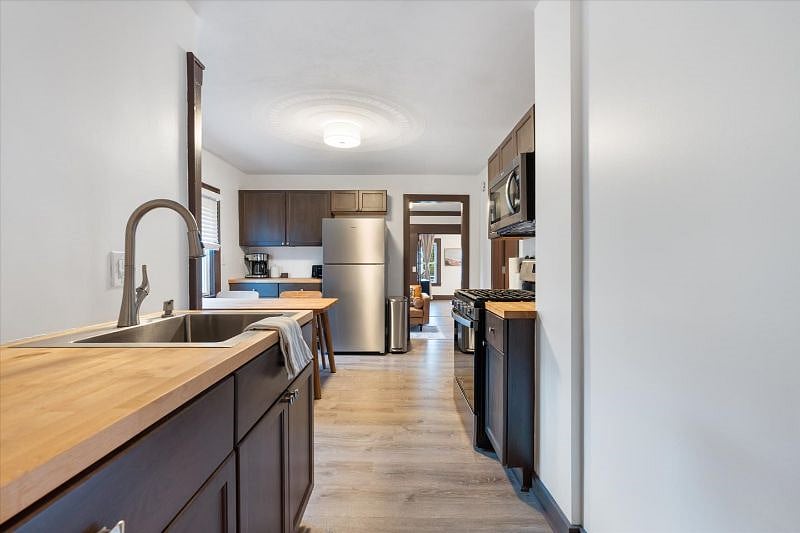 Furnished Finder property 638782_2 photo 17