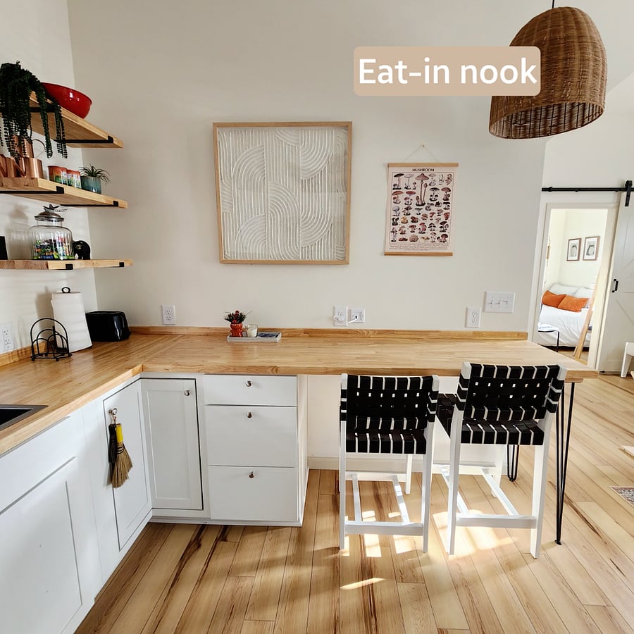 Eating nook for 2