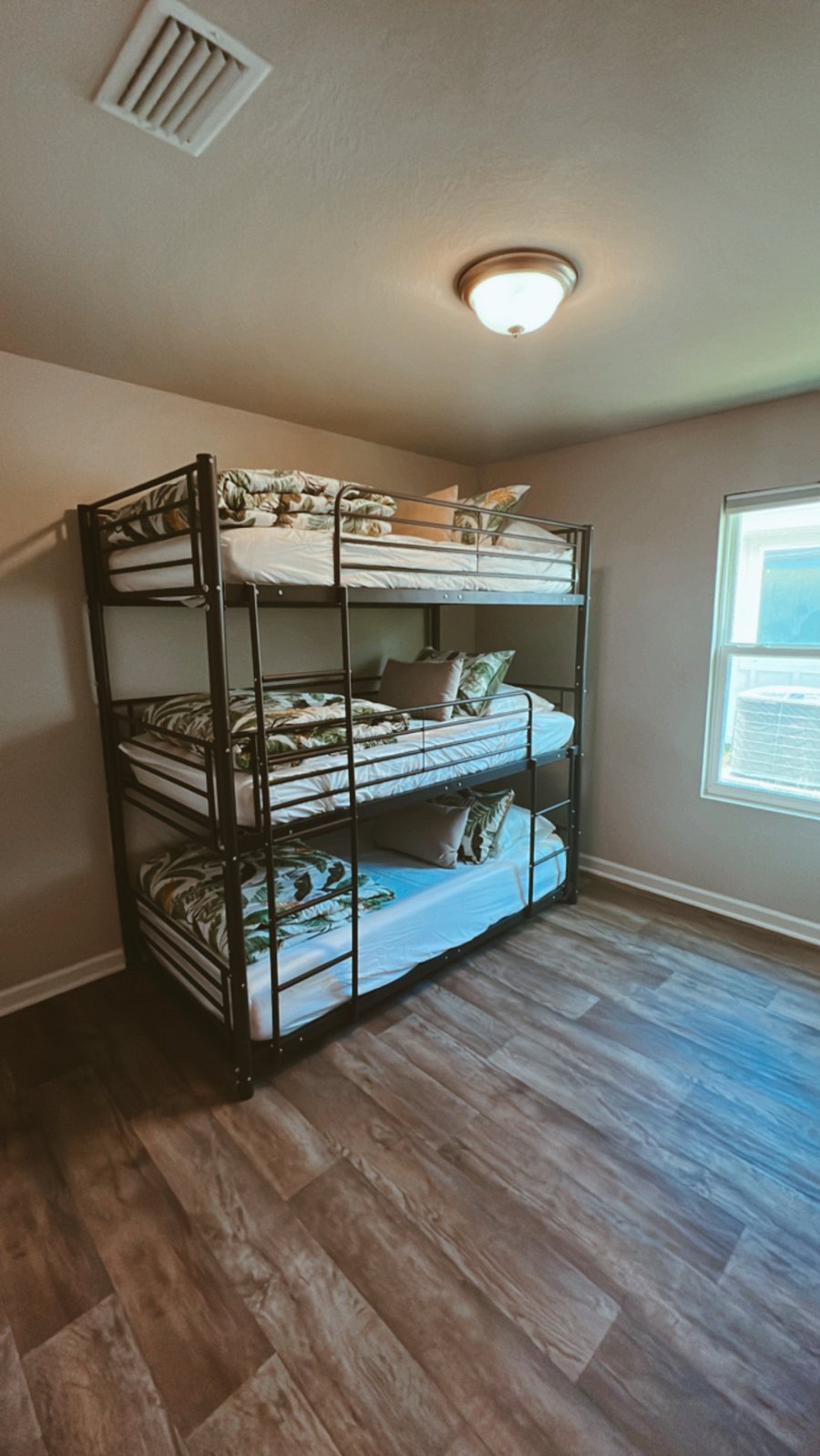 Furnished Finder property 638850_1 photo 13