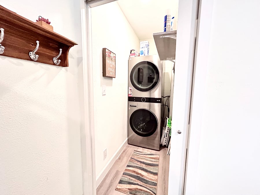 Furnished Finder property 638881_1 photo 3