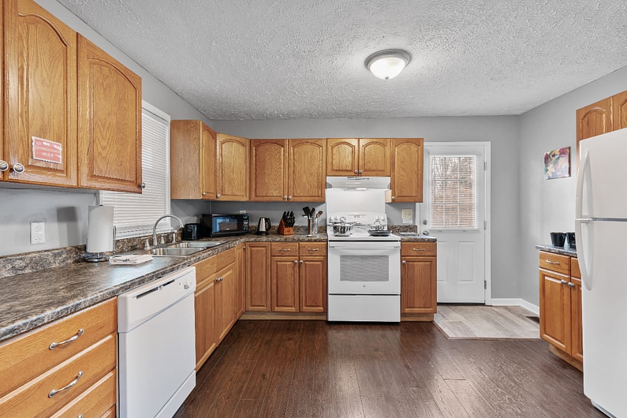 Furnished Finder property 638988_1 photo 14