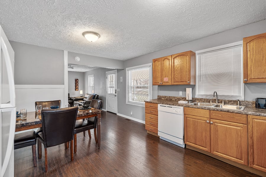 Furnished Finder property 638988_1 photo 15