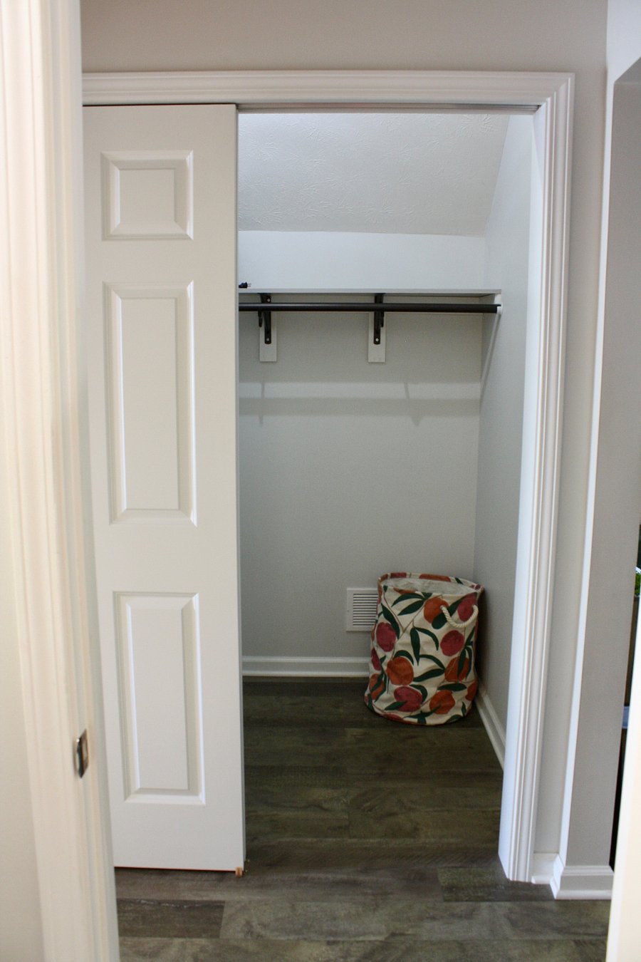 Walk in closet