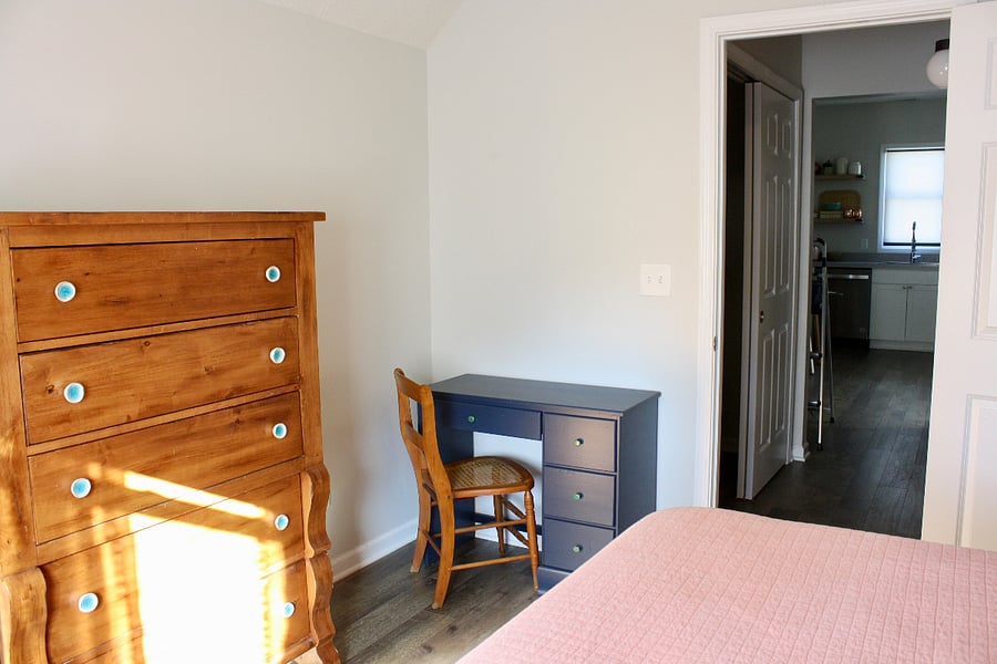 Bedroom - dresser and desk