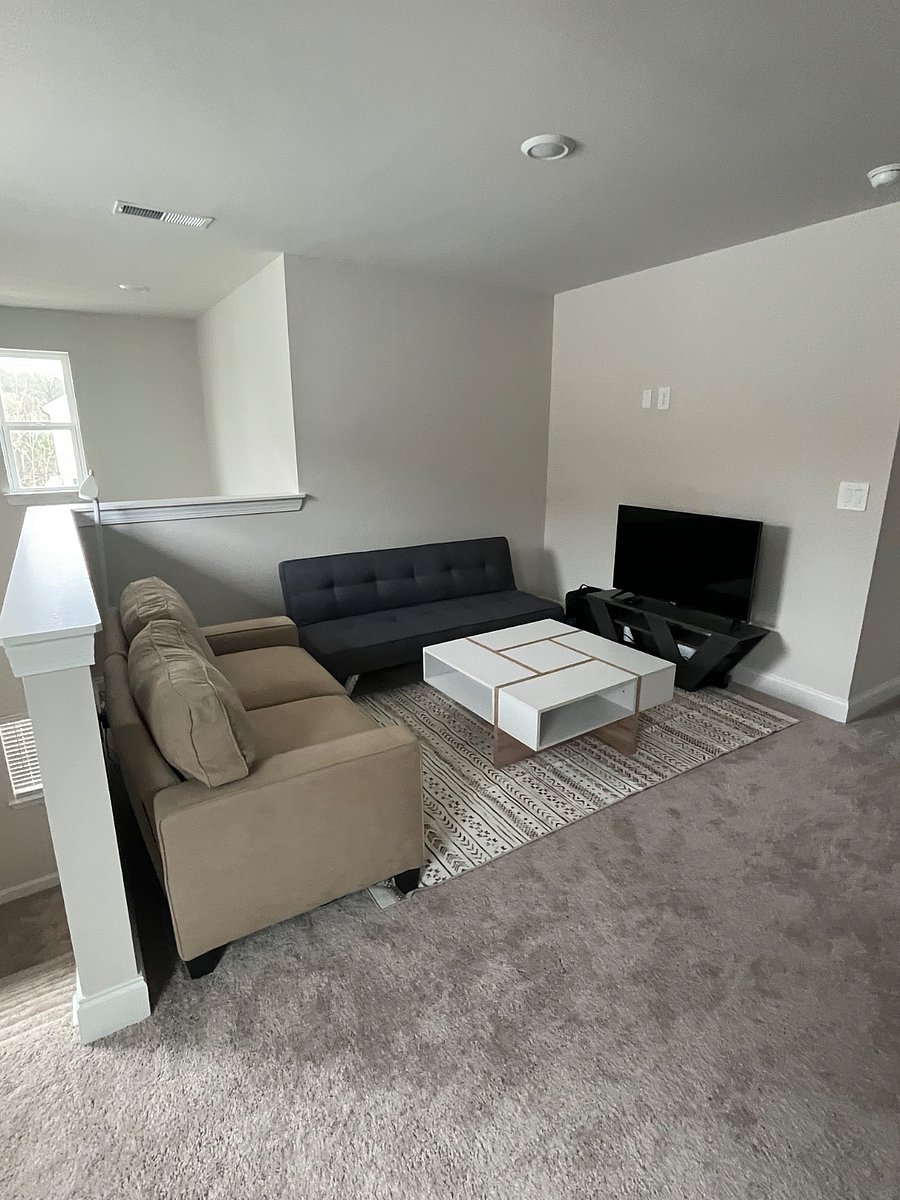 Furnished Finder property 639259_2 photo 3