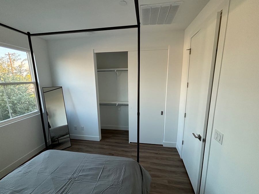 Furnished Finder property 639354_1 photo 11