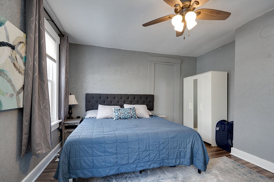 King size bed with memory foam mattress for a great night sleep. Bed linens included.