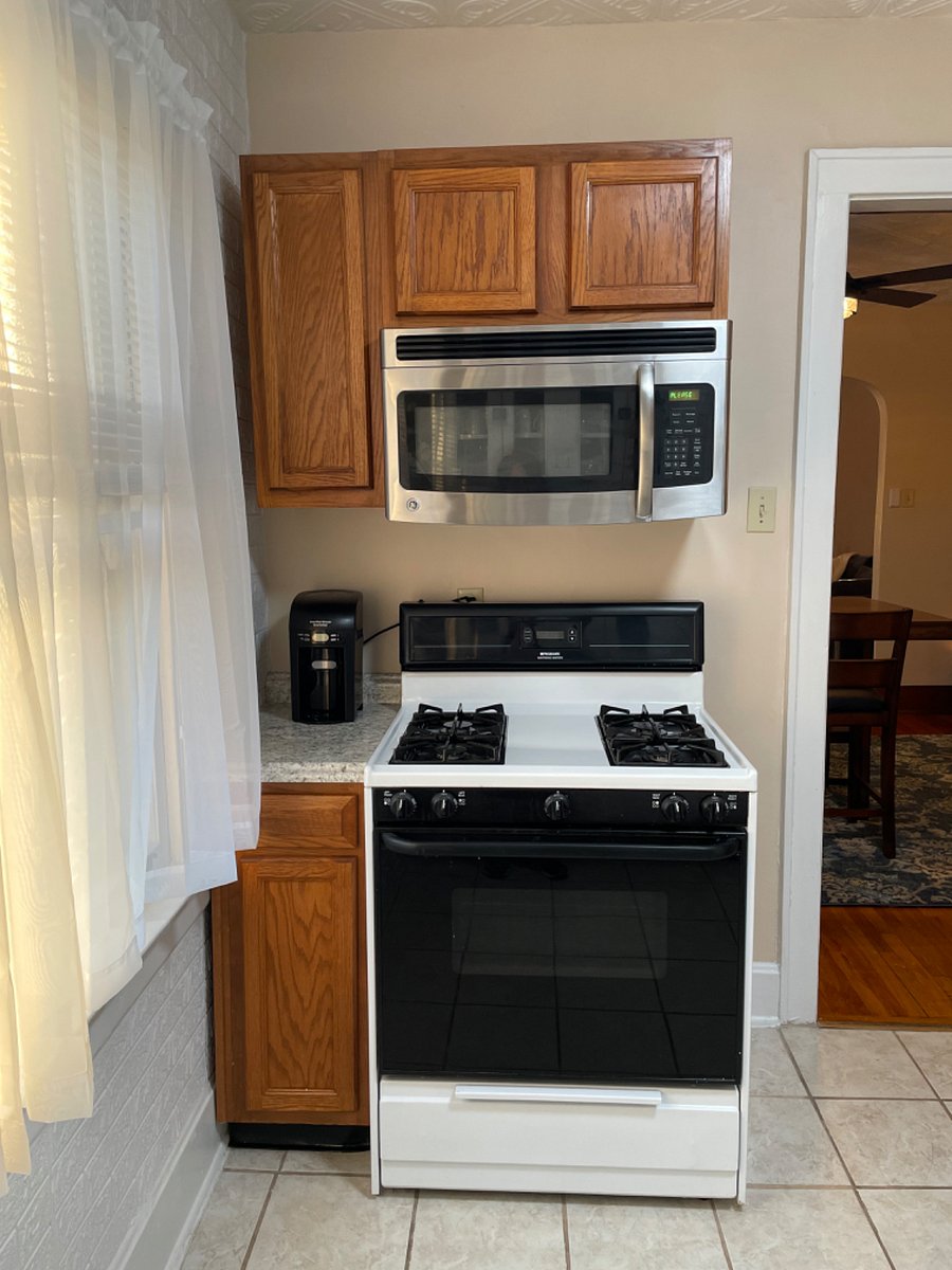 Gas stove