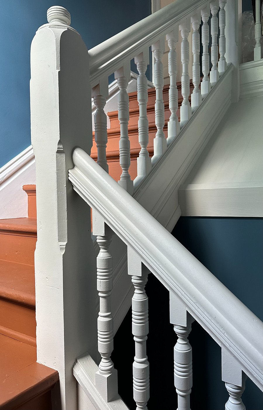 Original 1884 front entrance stairway.