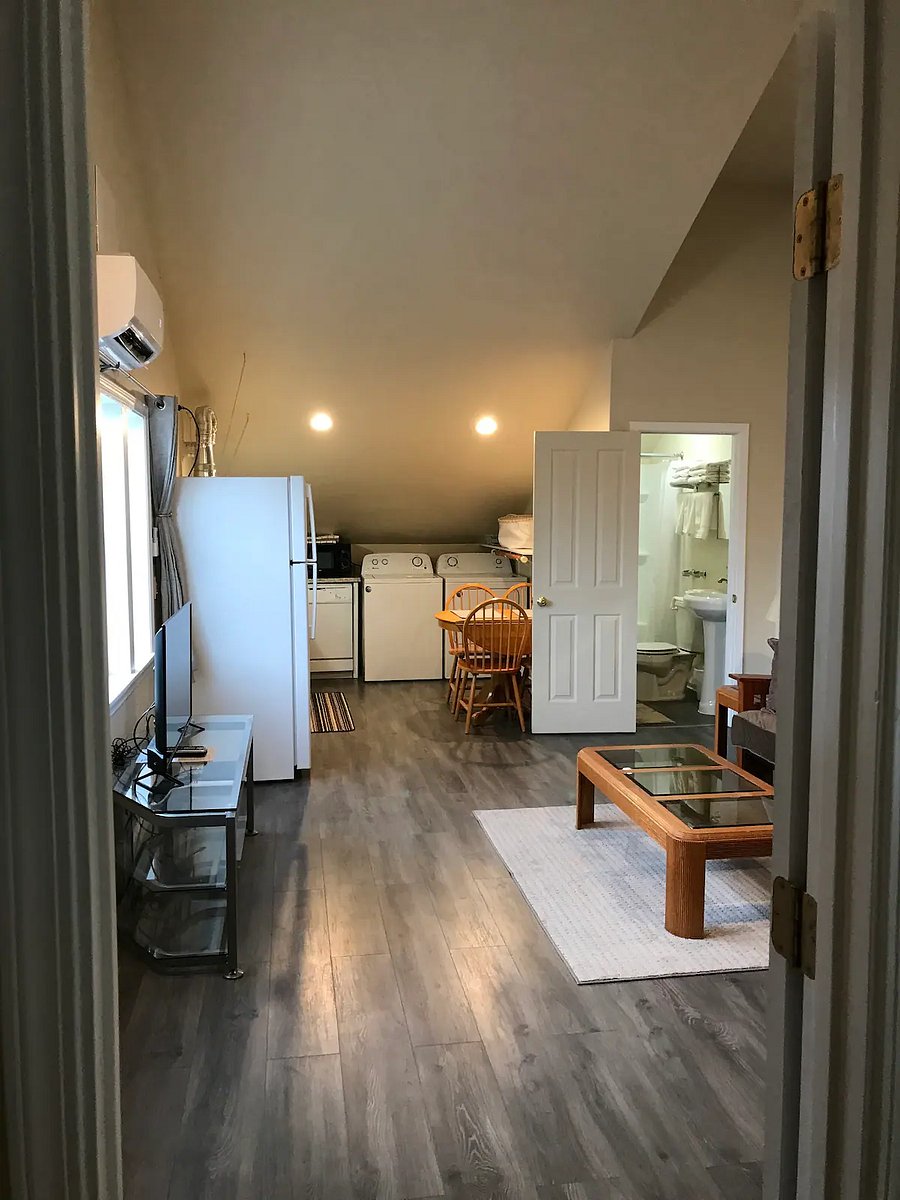 Furnished Finder property 639500_1 photo 17