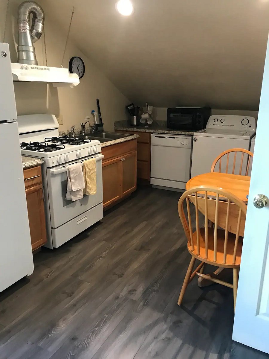 Furnished Finder property 639500_1 photo 23