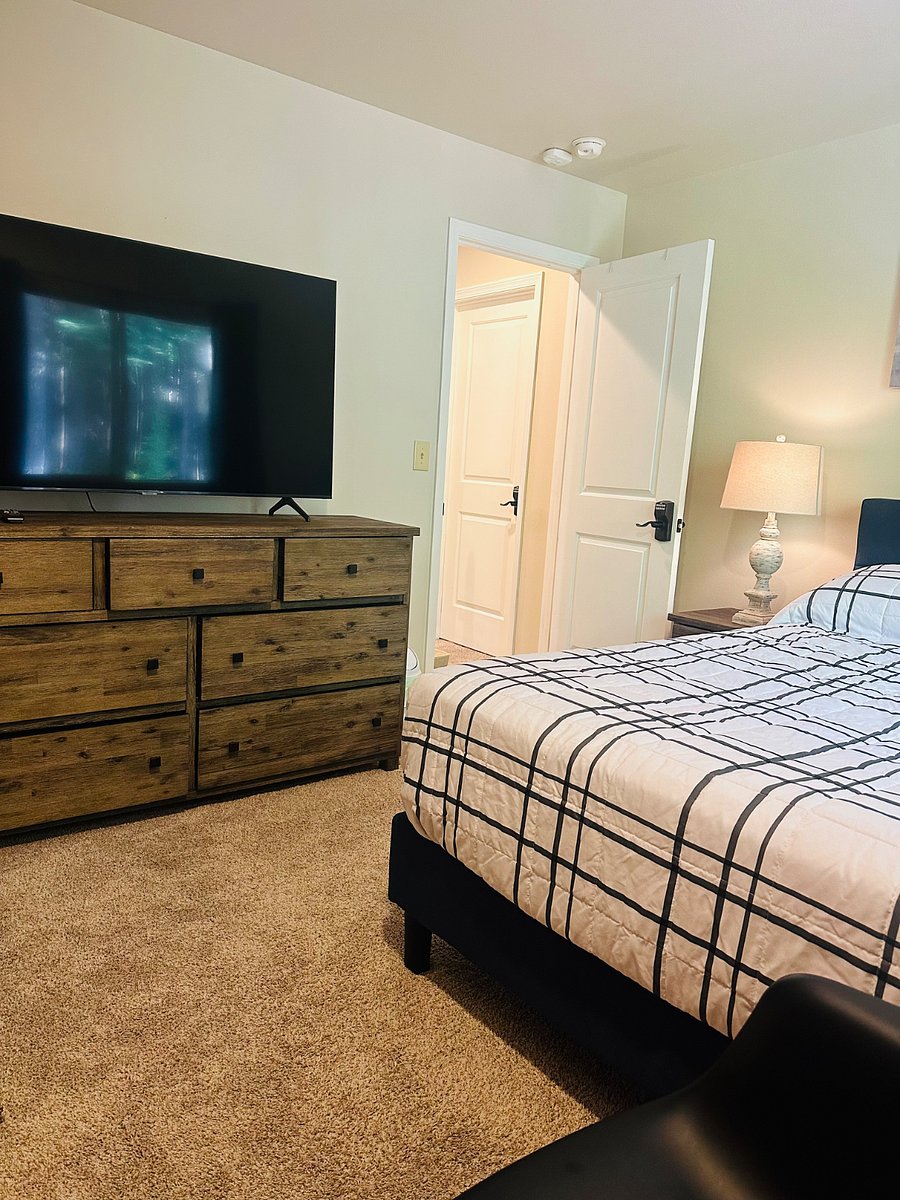 Furnished Finder property 639506_1 photo 12