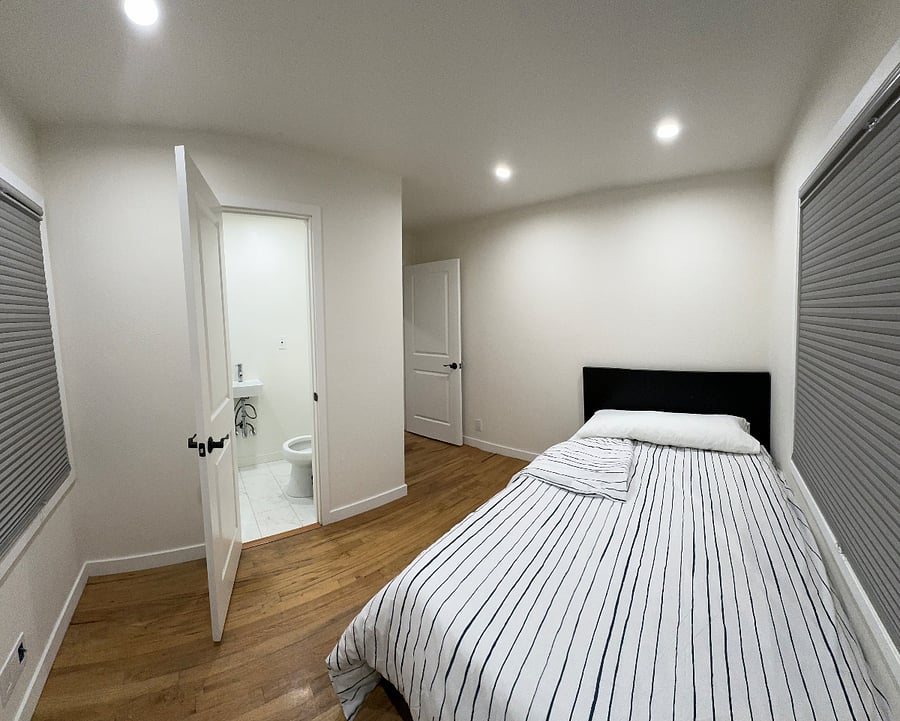 Furnished Finder property 639546_1 photo 8