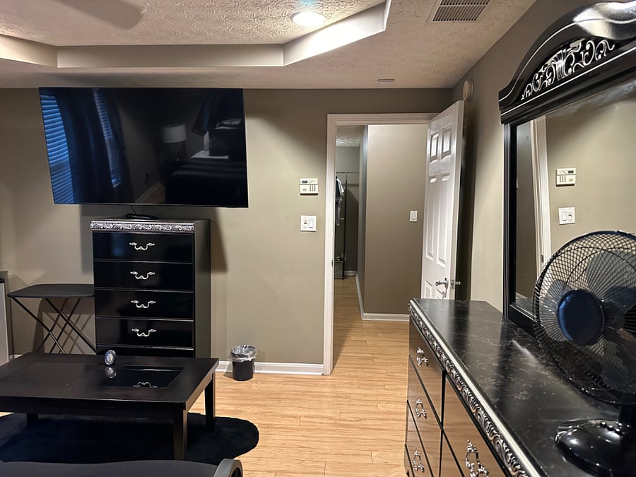 Furnished Finder property 639594_1 photo 9